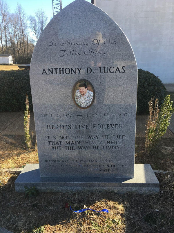 Anthony Lucas Headstone